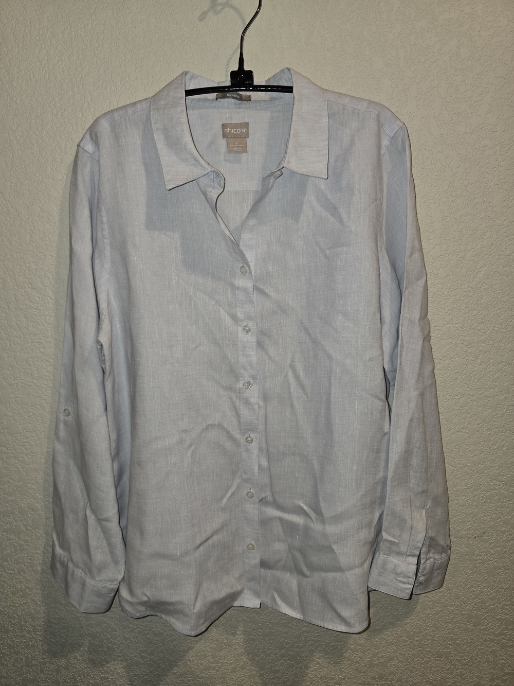 Chico's Size 2 (US 12/14) No Iron 100% Linen Roll Tab Button Down Shirt Light Bl